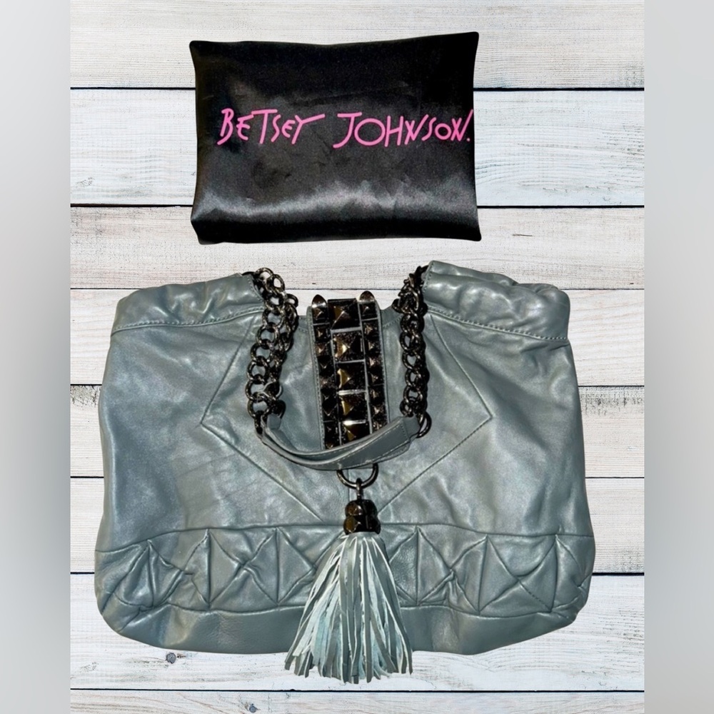 RARE, BETSEY JOHNSON, WHIP & STUDS TOTE. NEW
